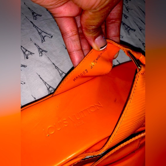 Louis Vuitton Sandals - Picture 4 of 5